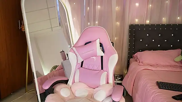 Missara  online show from 03-21-26, 07:06