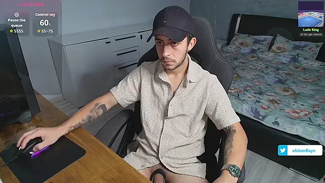 Snapshot of adamrayn chatting on 11-09-25, 06:50 adamrayn online show from 11-09-25, 06:50