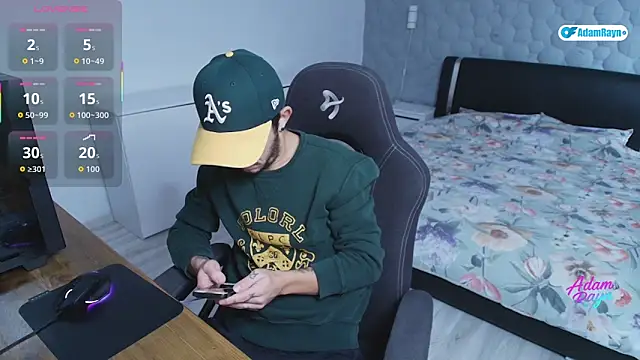 Snapshot of adamrayn chatting on 11-14-25, 07:18 adamrayn online show from 11-14-25, 07:18