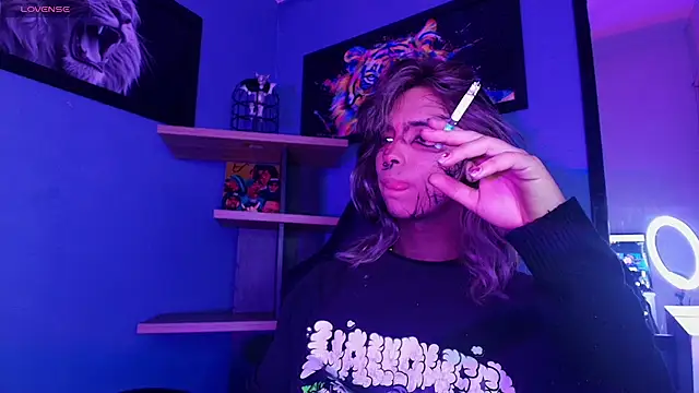 luxiel  online show from 11-21-25, 11:25