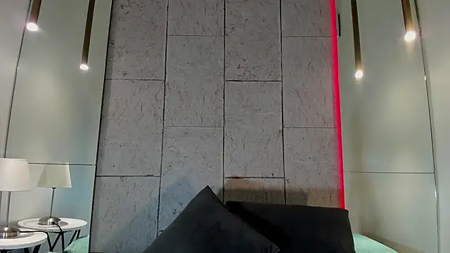 Isa preasley online show from 11-26-25, 11:44