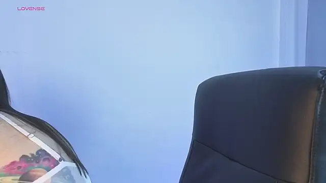 Snapshot of MissEmma__ chatting on 11-18-25, 11:15 MissEmma online show from 11-18-25, 11:15