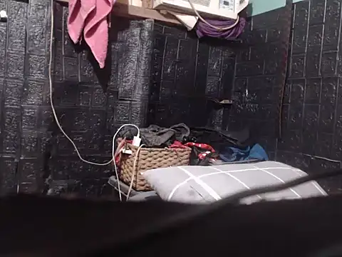 tsbrownmorena69 online show from 04-15-26, 06:15