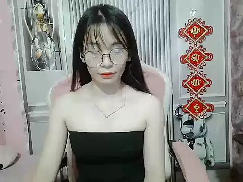 Snapshot of Ella039 chatting on 07-07-26, 02:25 Ella039 online show from 07-07-26, 02:25