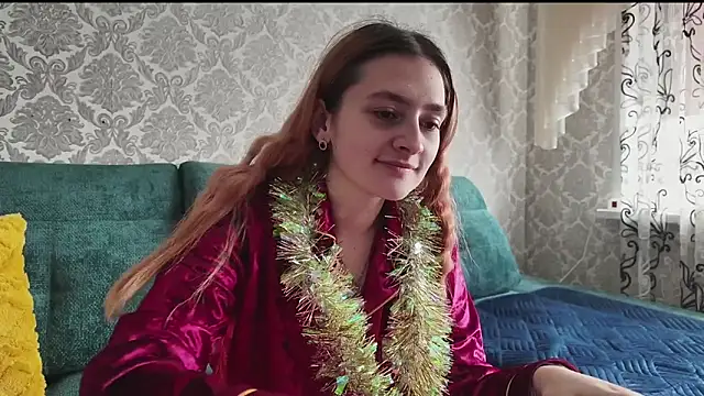 SweetLiaison online show from 12-16-25, 09:14