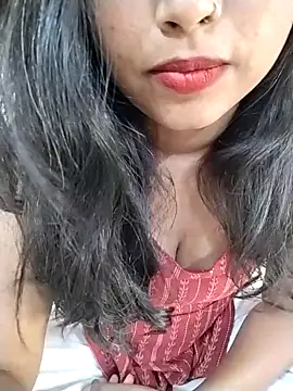 Snapshot of Sexy_Divya__ chatting on 05-04-26, 06:31 Sexy Divya online show from 05-04-26, 06:31