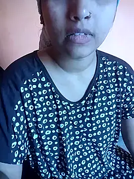 Snapshot of Sexy_Divya__ chatting on 05-18-26, 05:35 Sexy Divya online show from 05-18-26, 05:35