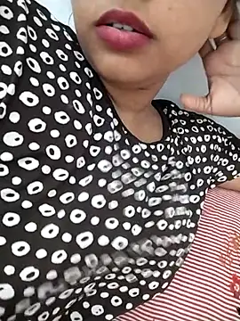 Snapshot of Sexy_Divya__ chatting on 07-24-26, 05:38 Sexy Divya online show from 07-24-26, 05:38