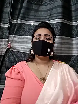 Snapshot of sadiya56803 chatting on 12-14-25, 07:07 sadiya56803 online show from 12-14-25, 07:07