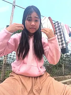 Lynly k2 online show from 01-18-26, 03:43