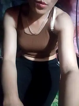 Snapshot of Lynn-122 chatting on 04-25-26, 01:41 Lynn-122 online show from 04-25-26, 01:41