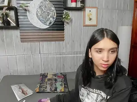 Melany 27 online show from 12-19-25, 01:40