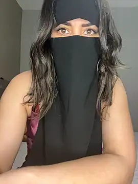 dinaaarich11 online show from 03-30-26, 05:25