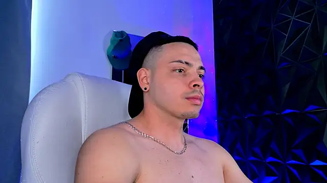 Maxwell Dupont online show from 01-07-26, 07:38