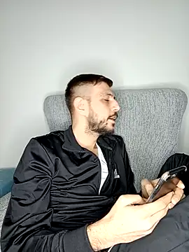 Red dewilll online show from 11-15-25, 10:48