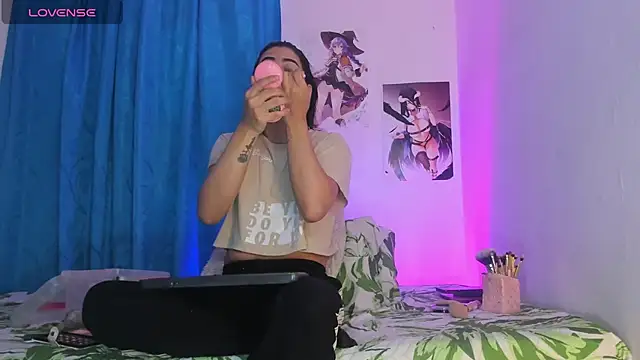 Snapshot of annahotdoll chatting on 07-21-26, 11:07 annahotdoll online show from 07-21-26, 11:07