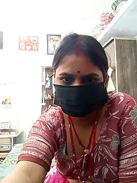 Snapshot of INNAVIN chatting on 06-27-26, 05:56 INNAVIN online show from 06-27-26, 05:56
