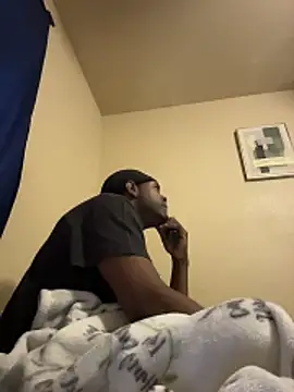 CrookedBeaut online show from 12-05-25, 02:03