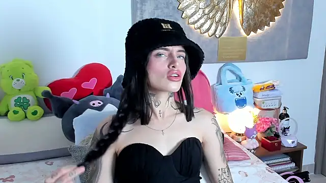 Angeline smith1 online show from 11-13-25, 06:56