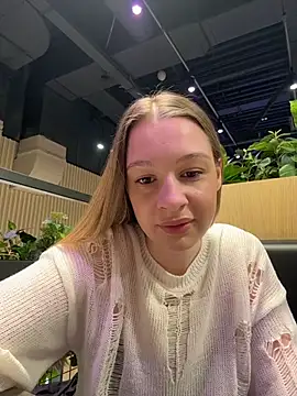 SashaCatt online show from 12-20-25, 08:10