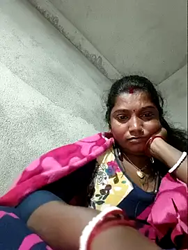 Snapshot of vipmonalisha chatting on 11-27-25, 02:52 vipmonalisha online show from 11-27-25, 02:52