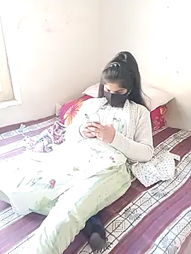 Sunita-collage online show from 11-27-25, 05:53