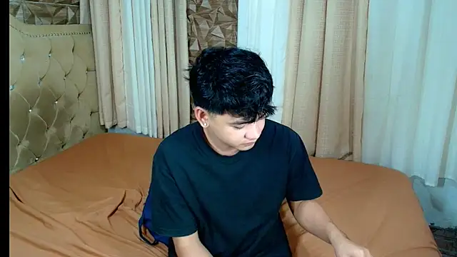 Snapshot of babygurlsweetcock chatting on 02-13-26, 04:41 babygurlsweetcock online show from 02-13-26, 04:41