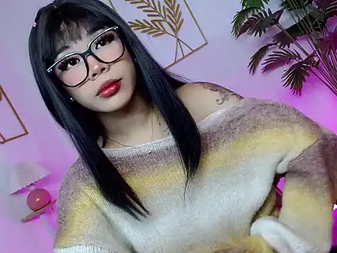 slutty lauraxxx online show from 04-11-26, 03:55