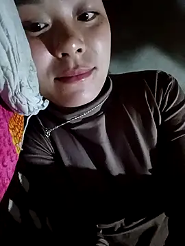 Lyla john online show from 02-06-26, 11:02