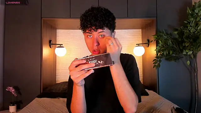 Noah dupont  online show from 11-17-25, 11:38