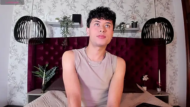 Noah dupont  online show from 12-01-25, 11:59