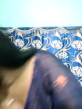 Snapshot of Honeya96 chatting on 11-15-25, 06:04 Honeya96 online show from 11-15-25, 06:04