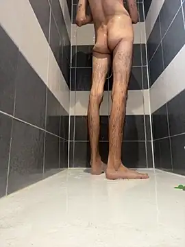 groschibre40100 online show from 11-20-25, 08:25