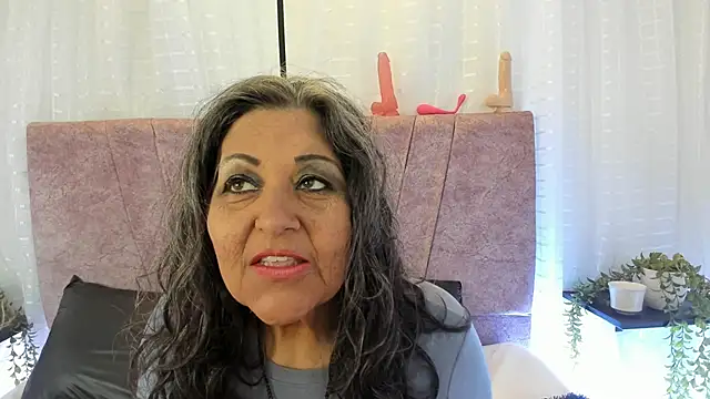 Victoriaa Anderson online show from 04-02-26, 07:33