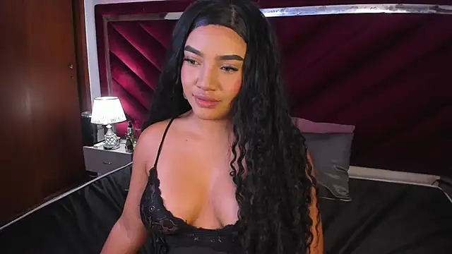 Mia Beella online show from 11-20-25, 01:55