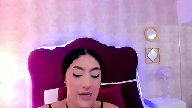 EllaEvanz online show from 12-20-25, 07:10