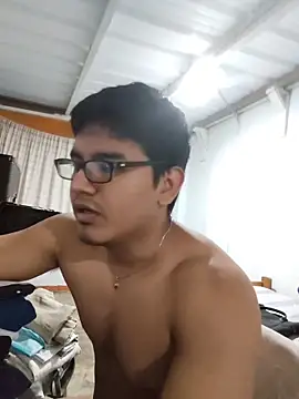 Zack1225 online show from 04-10-26, 04:17