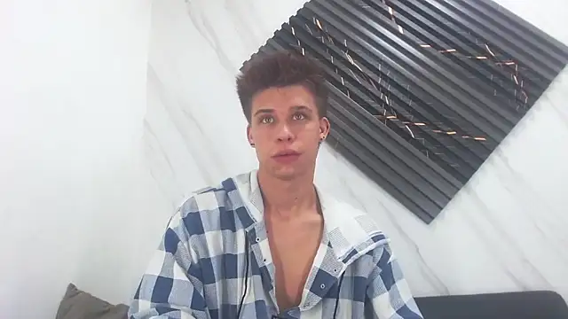 Liam York  online show from 03-08-26, 02:37