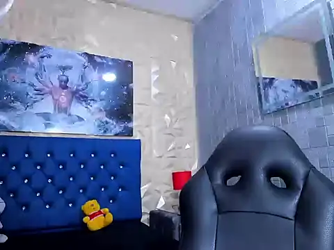 ElanGiraldo online show from 03-31-26, 10:21