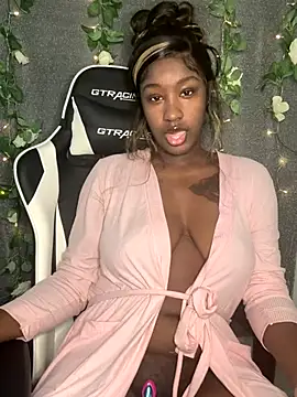 ToyaThick online show from 12-15-25, 04:55