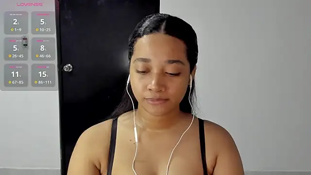  sweetBlair  online show from 11-13-25, 10:30