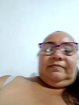 Snapshot of HotXXXgirl_01 chatting on 11-13-25, 11:03 HotXXXgirl 01 online show from 11-13-25, 11:03