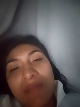 Uvit online show from 12-22-25, 04:20