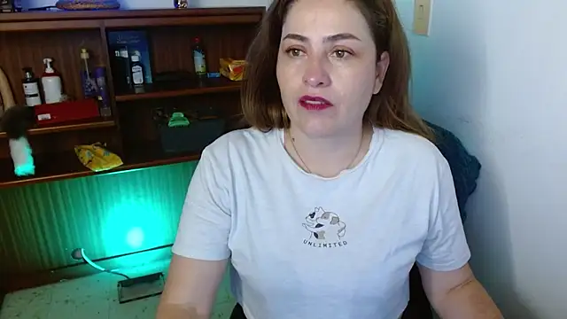 dayan hanks online show from 04-18-26, 02:04