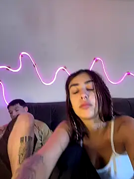 Snapshot of Babyzinha420 chatting on 11-11-25, 04:18 Babyzinha420 online show from 11-11-25, 04:18