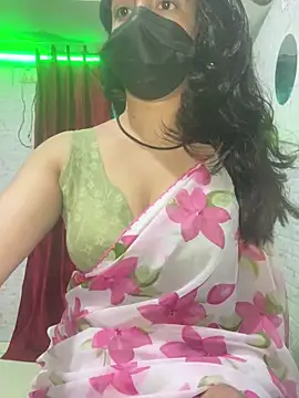 Snapshot of Red_Queen_11 chatting on 02-18-26, 06:48 Red Queen 11 online show from 02-18-26, 06:48