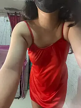 Snapshot of Red_Queen_11 chatting on 03-27-26, 06:51 Red Queen 11 online show from 03-27-26, 06:51