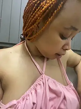 Snapshot of Nisha_102 chatting on 02-05-26, 08:46 Nisha 102 online show from 02-05-26, 08:46