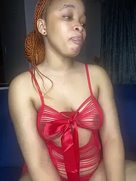 Snapshot of Nisha_102 chatting on 02-14-26, 05:43 Nisha 102 online show from 02-14-26, 05:43