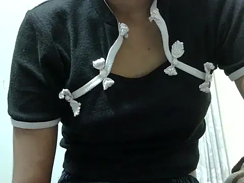 Snapshot of SEXY_PRIYA83 chatting on 04-28-26, 07:30 SEXY PRIYA83 online show from 04-28-26, 07:30